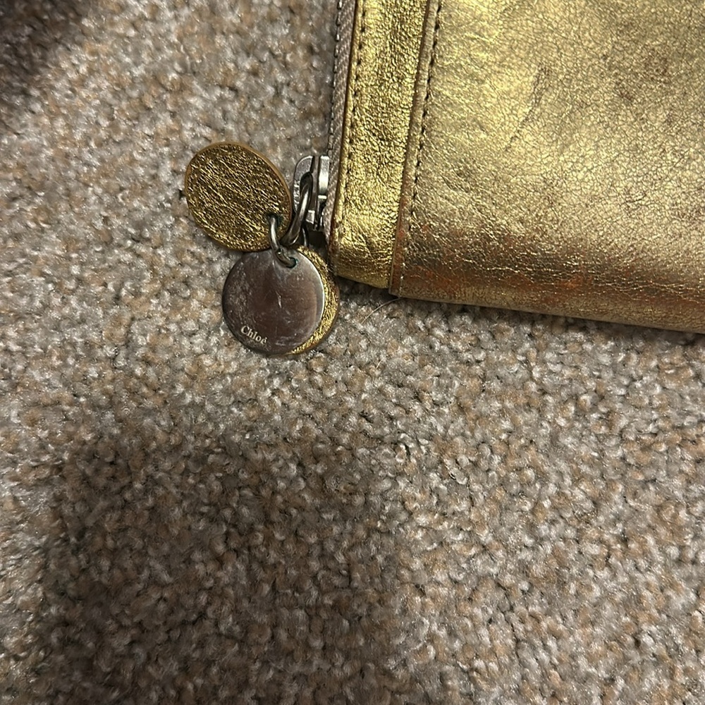 Chloe Gold Long Wallet and Box - Picture 2 of 7